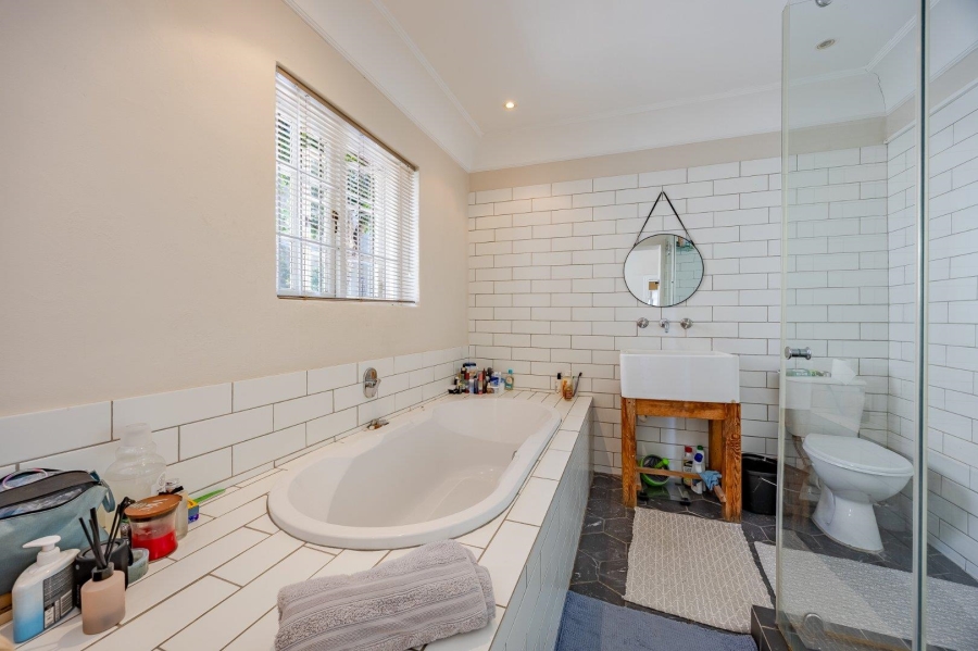 3 Bedroom Property for Sale in Woodstock Western Cape